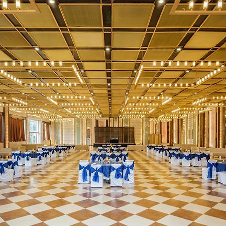 Opulent By Udman Chhattarpur New Delhi Exterior photo