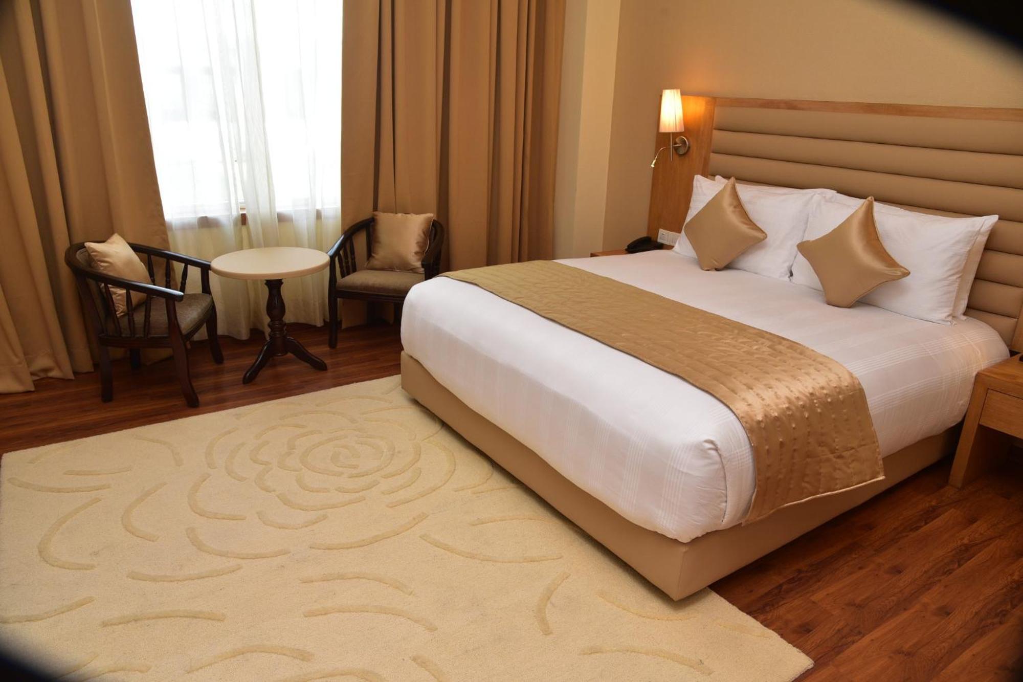 Opulent By Udman Chhattarpur New Delhi Exterior photo